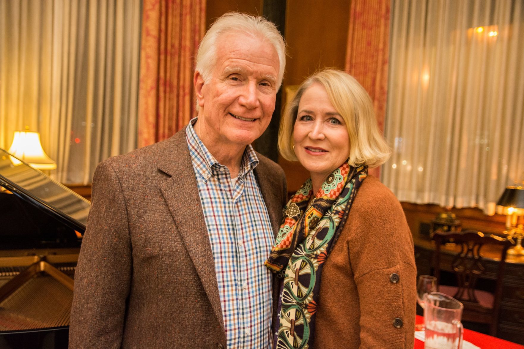 Bruce Cross, Romona Cross